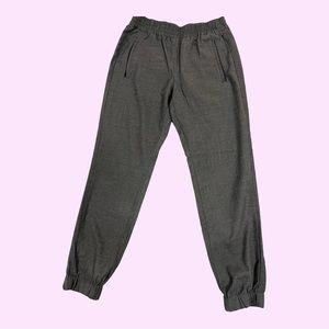 Brand new Banana Republic size 4 pants